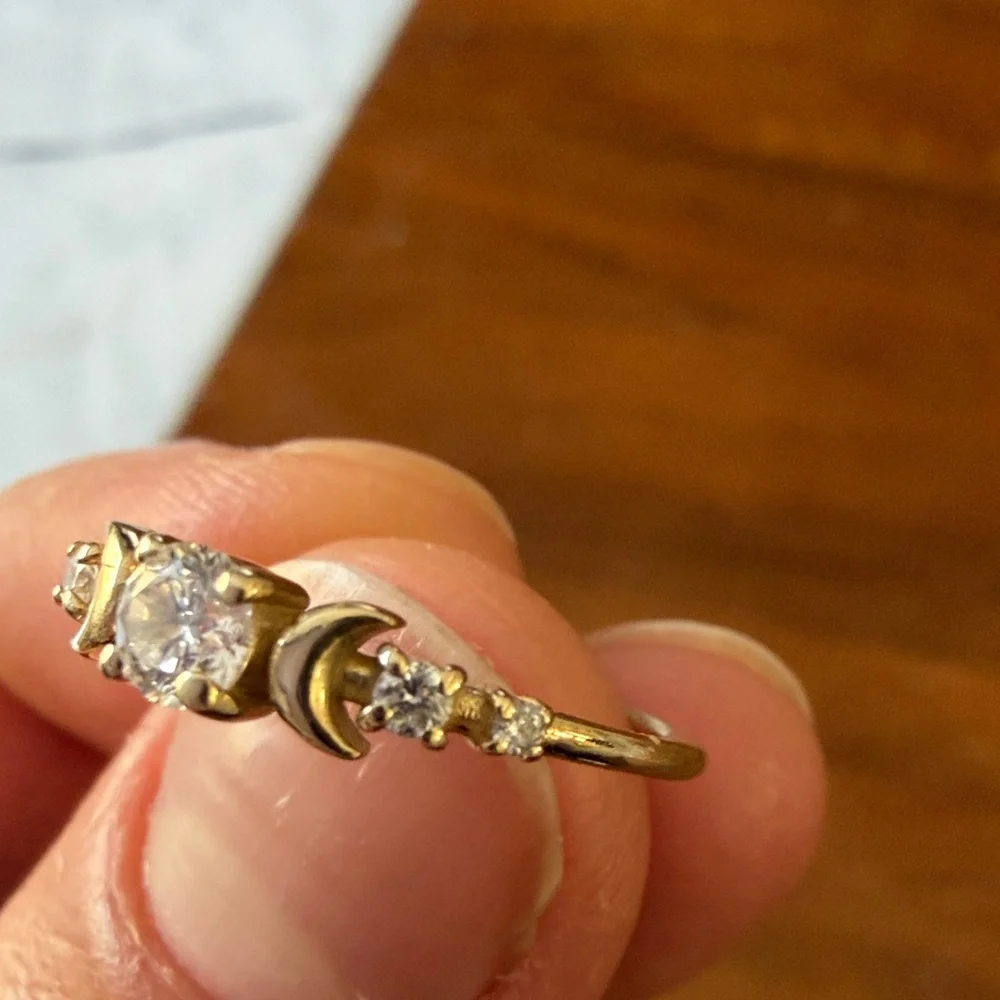 Custom moon phase diamond ring - Picture 4 of 8